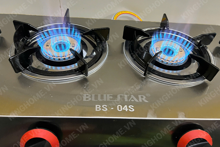 Bếp gas khè 4 lò Bluestar BS-04S K