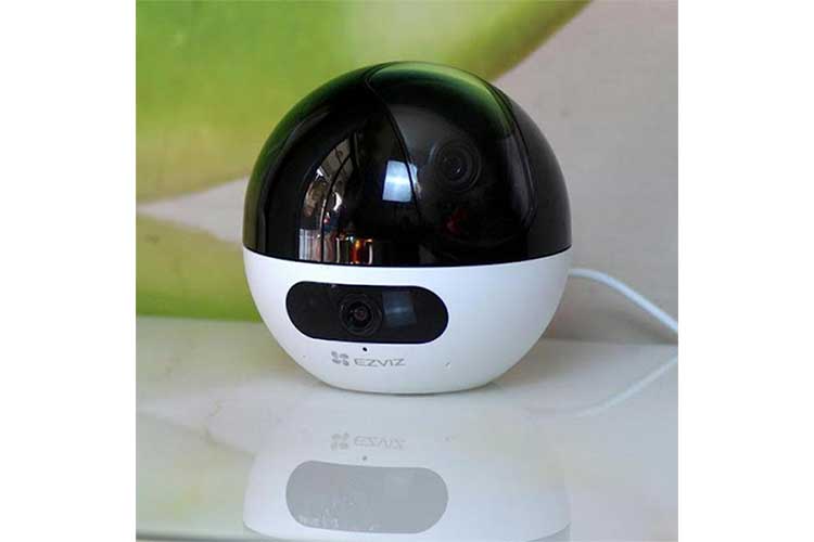 Camera IP WiFi 2 mắt Ezviz C7 (4MP+4MP)