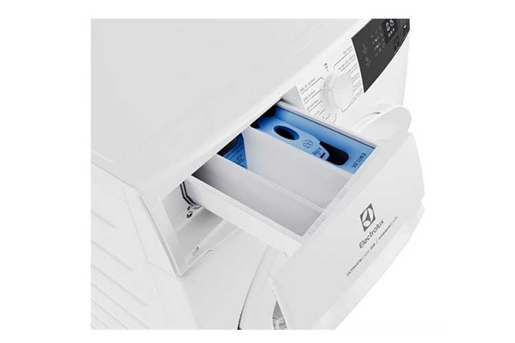 Máy giặt Electrolux UltimateCare 300 Inverter 10 kg EWF1024D3WC