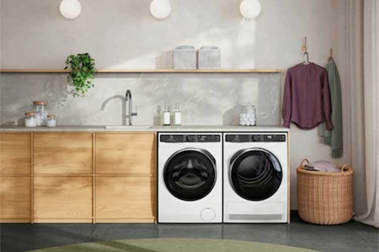 Máy sấy bơm nhiệt Electrolux UltimateCare 8 kg EDH803J5W