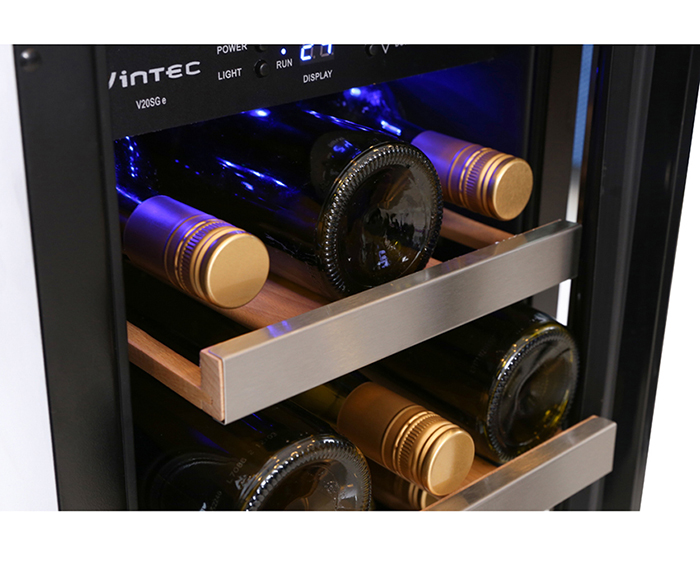Tủ rượu Electrolux Vintec V20SGES3 sức chứa 20 chai rựu