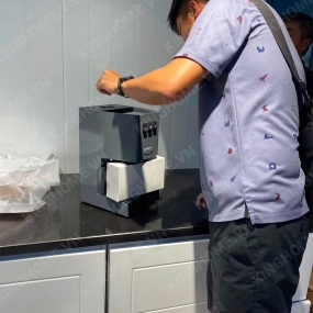 Máy pha cà phê Gaggia Classic E24 Xám Xi Măng